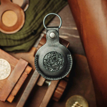Pirate Goods Peso Pocket v5 – Leather Challenge Coin Keychain Case