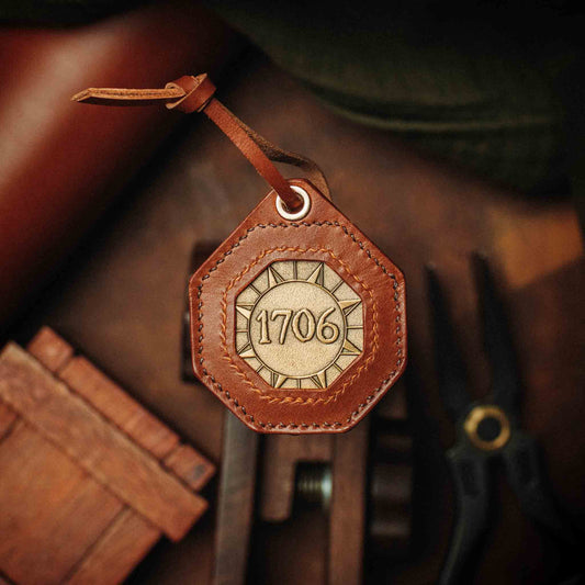 Pirate Goods Peso Pocket v4 Plus Coin Holder – Octagonal Leather Challenge Coin Case for EDC
