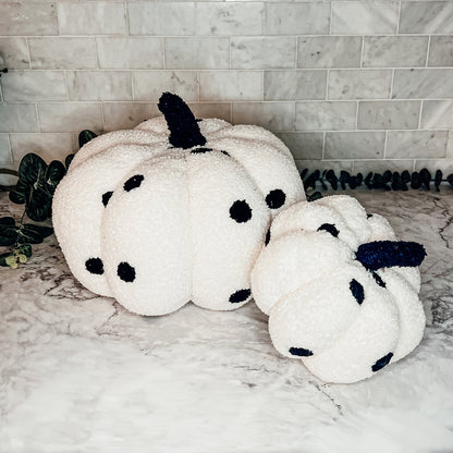 Plush Pumpkin Throw Pillow Decorative Fall Pillow Soft Cuddle Pumpkin Decor