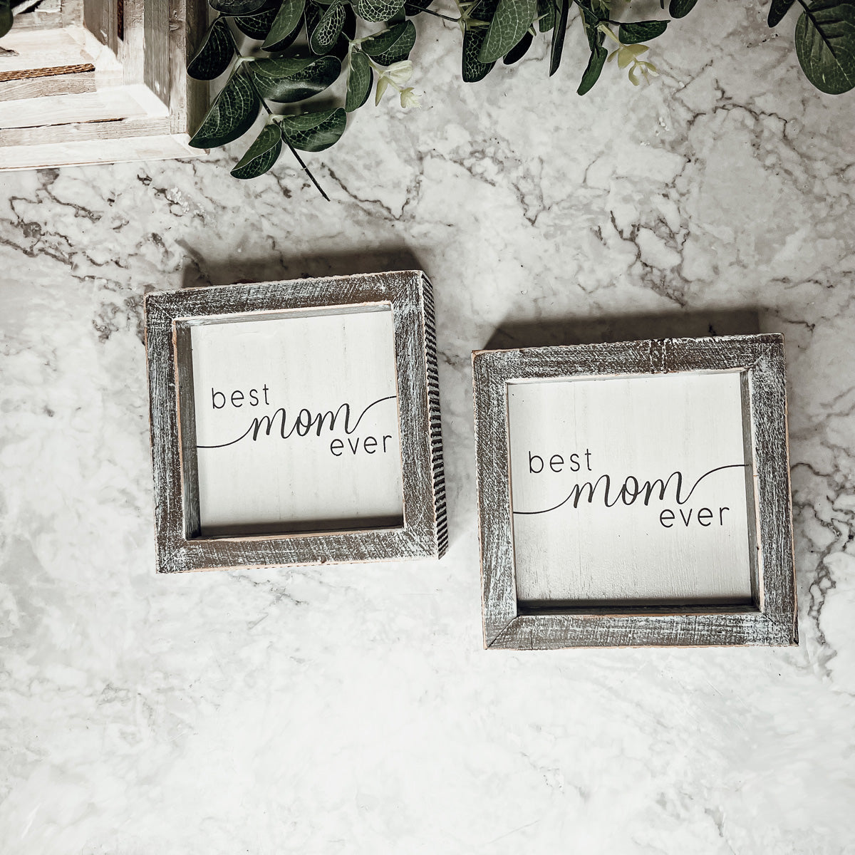 Best Mom Ever 5 Inch Wooden Wall Sign With Sentimental Quote Rustic Home Decor Gift