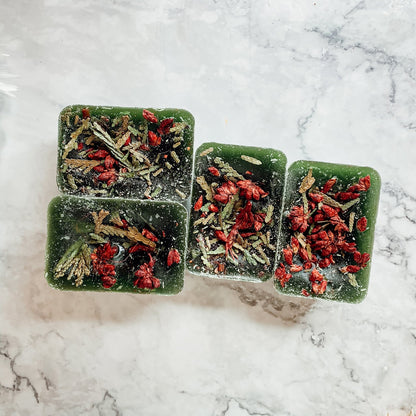 Cedar Berry XL Wax Melts Cranberry Sugar Wood Cabin Winter Scent With Cedar Tip
