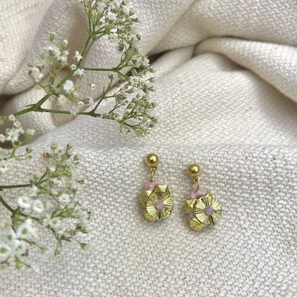 Boho Cotton Thread Flower Earrings Zinc Alloy Dainty 2.5cm Handmade