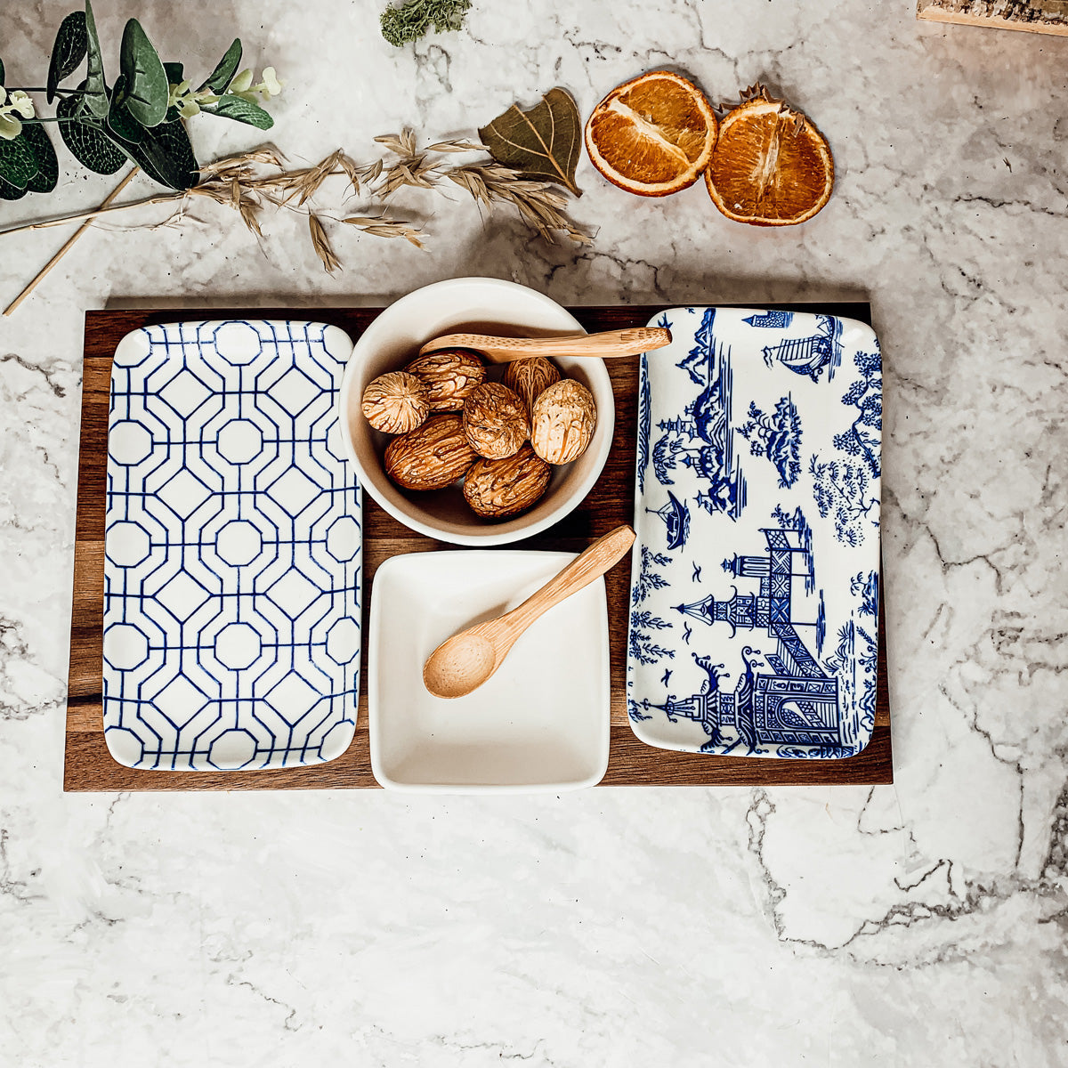 Chinoiserie Tapas Serving Set 7-Piece Porcelain Matte Blue White Acacia Tray