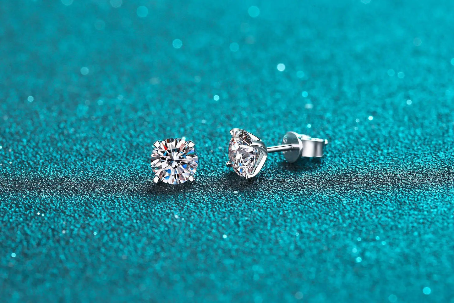 GRA GIA Certified Moissanite Stud Earrings 0.2-2CT VVS1 4-Claw Sterling S925