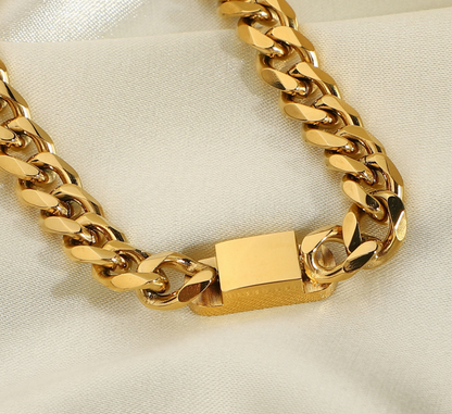 Hayden Gold Chain Bracelet With Mystic Black Inlay Slim