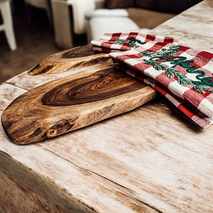 Holiday Charcuterie Board Set With Tartan Kitchen Towels - 2-Piece Gift