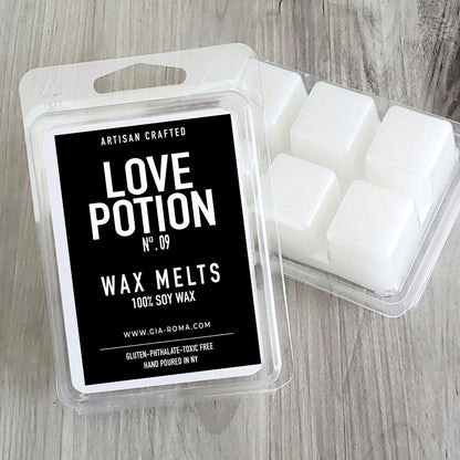 No.09 Love Potion Moonlight Path Scented Candle - Jasmine Violet Lavender