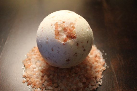 Organic Detox Bath Bomb Pink Himalayan Salt Soothing