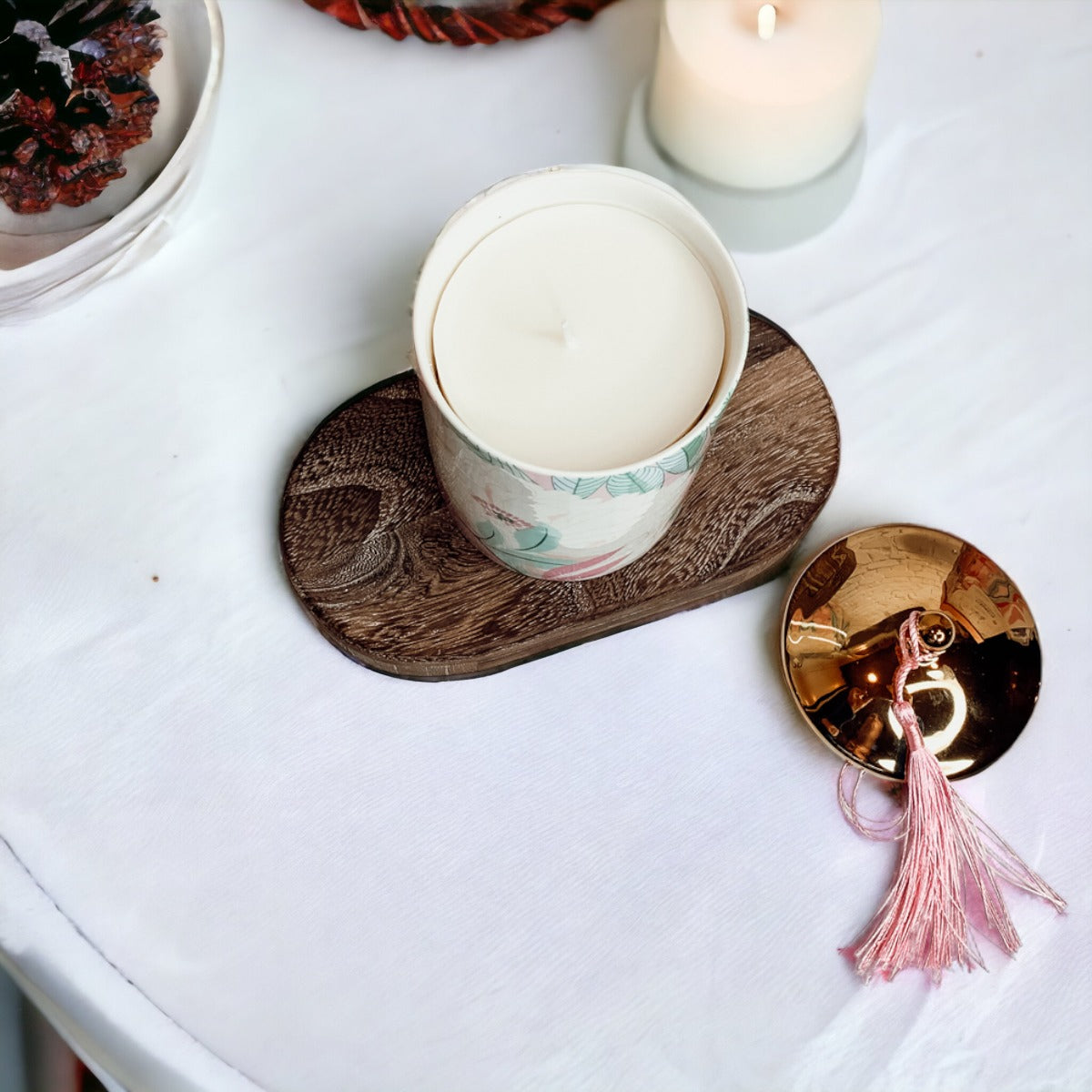 Vintage Floral Scented Soy Candle 10.6oz Porcelain Jar Gold Lid Gift Box